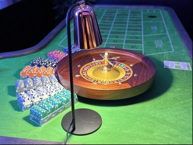 table-roulette-factice-casino